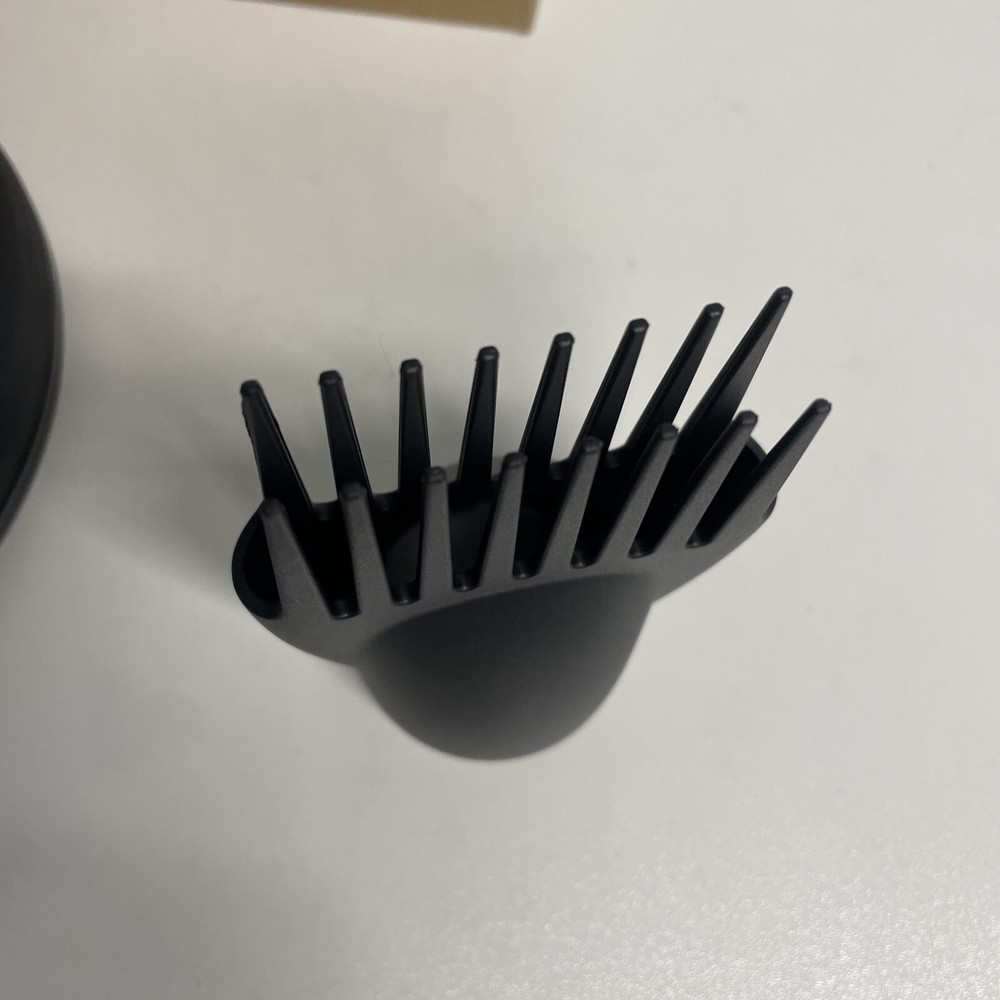 Universal hair diffuser Black Attachment comb included 2-Piece Set NEW