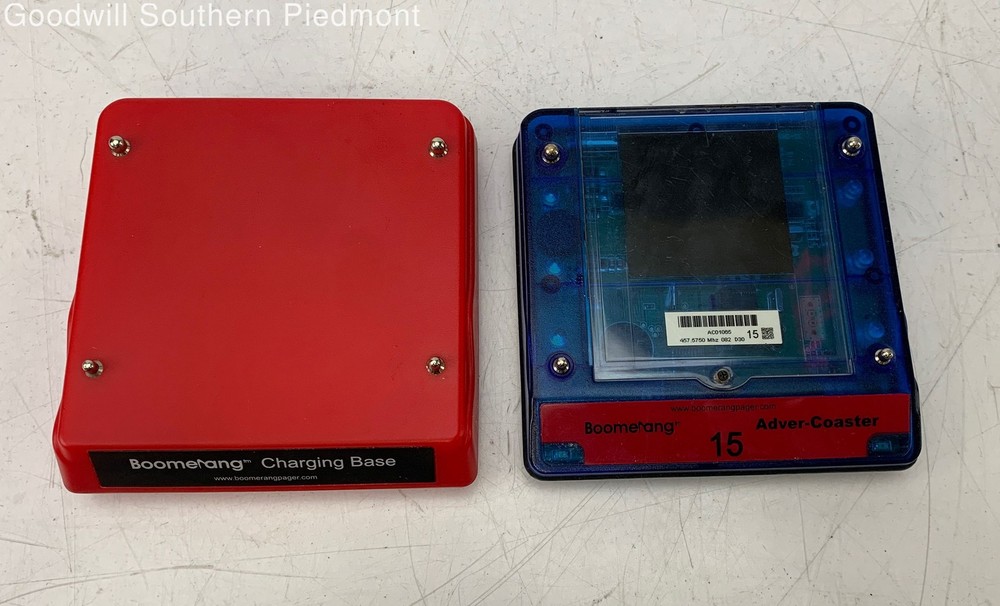 Boomerang Wireless Paging System Base Unit with 22 Pagers - Tested