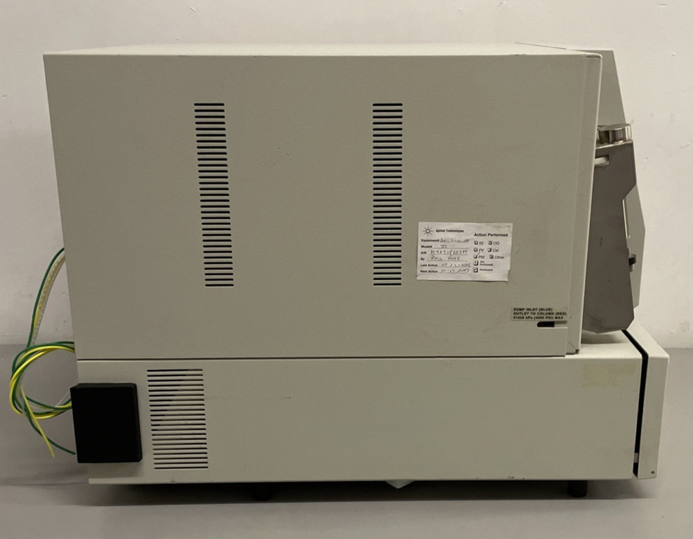 Waters 717 Plus HPLC Autosampler Powers Up to Blue Screen