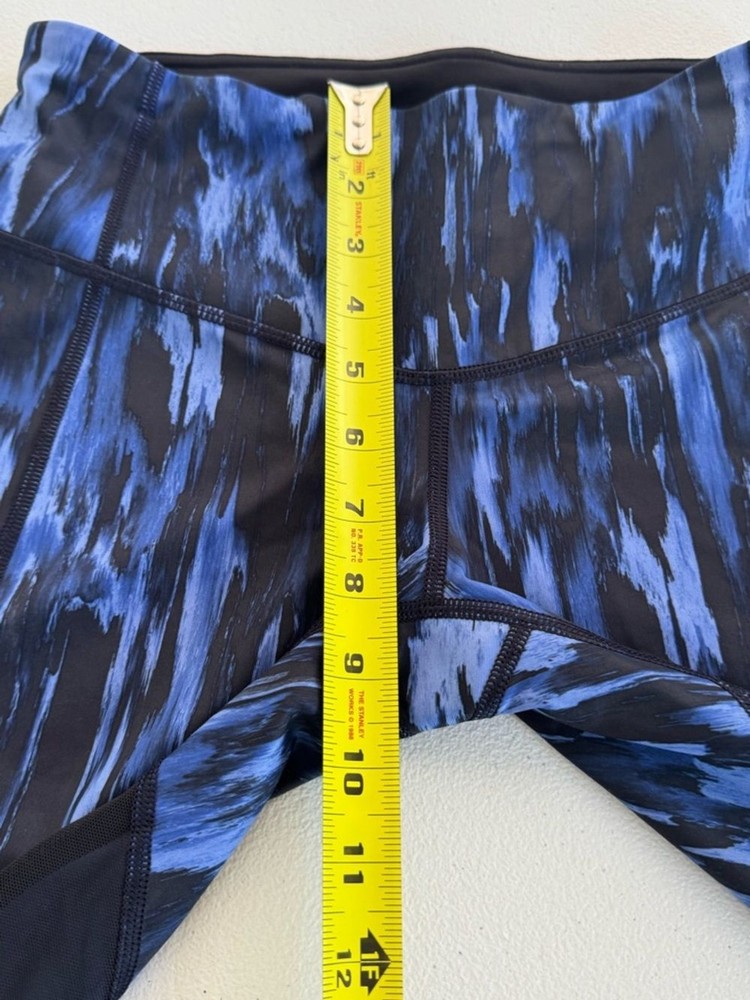 Lululemon All Meshed Up 7/8 Tight Size 4