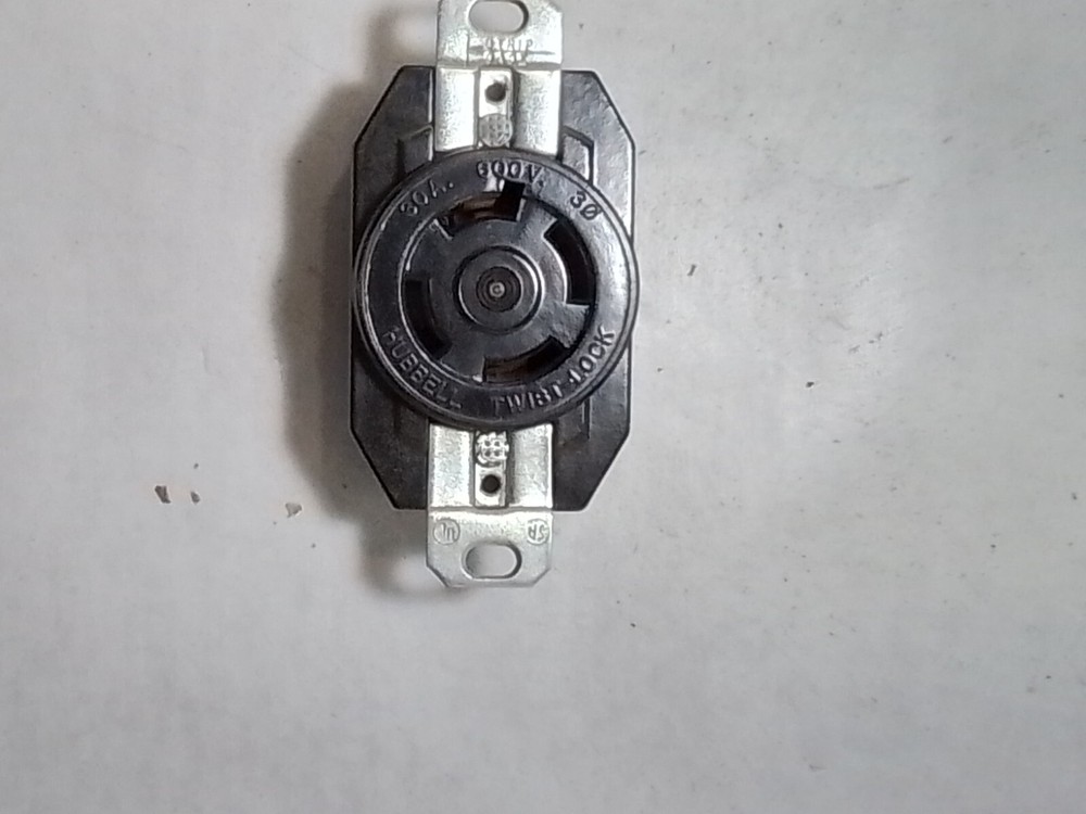 Hubbell 2740 Twist Lock (SP476)