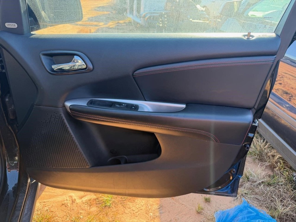 JOURNEY 2013 Transmission Shift 104936523