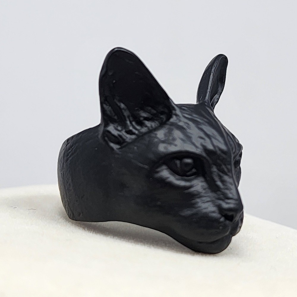 Salem Black Metal Kitty Cat Ring