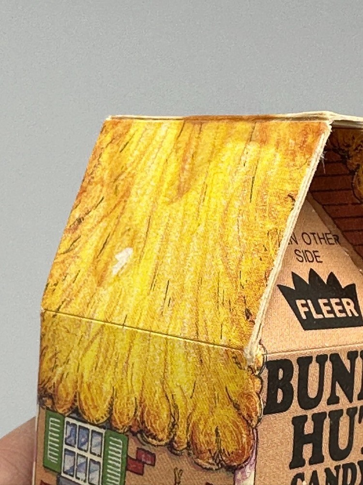 c 1980 FLEER Sealed EASTER BUNNY HUT Peter Rabbit CANDY HOUSE Container Vintage