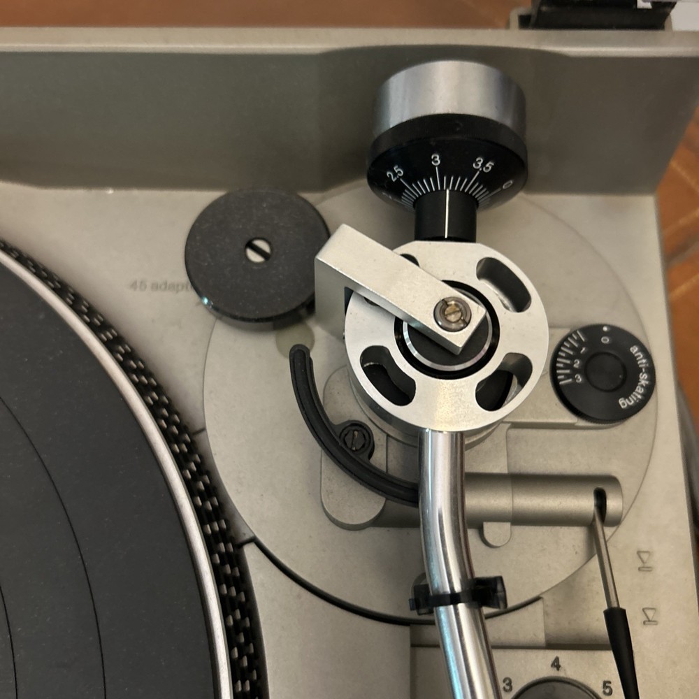 Technics SL-1950 Fully Automatic Direct Drive Turntable Clean Works Flawlessly!