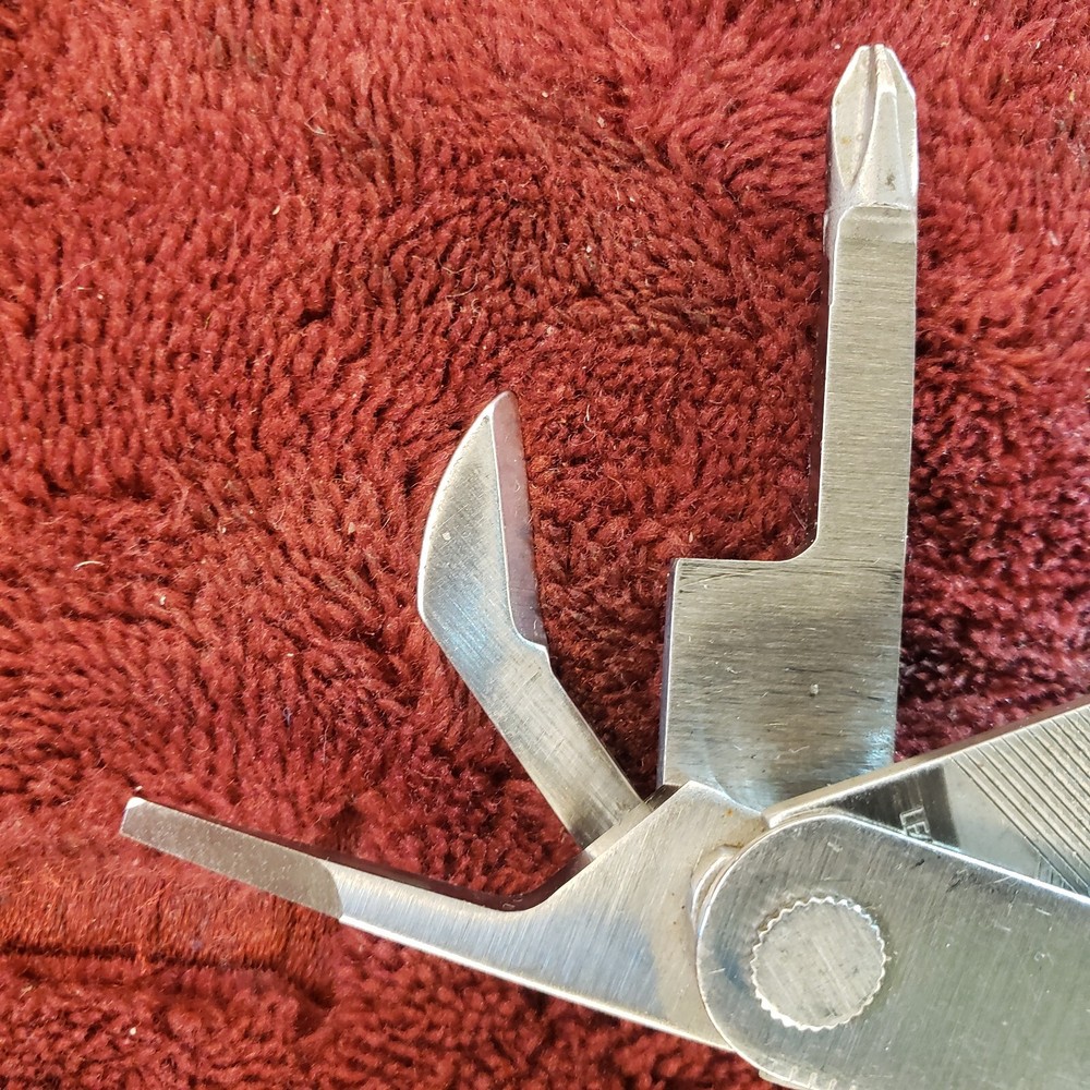 Leatherman PST Multi tool 1297 1297 Date Code