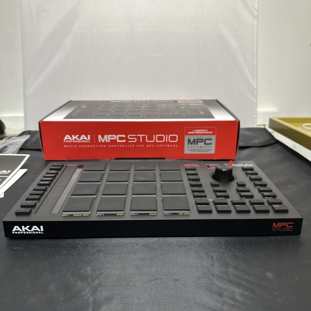 Akai Professional MPC Studio Music Production Controller and MPC Software