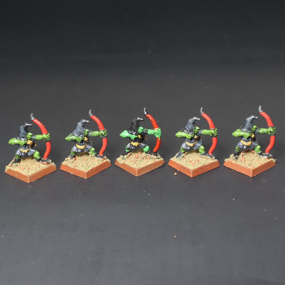 Orcs and Goblins, 4th Ed. Plastic Goblins w/ Bows , Games Workshop
