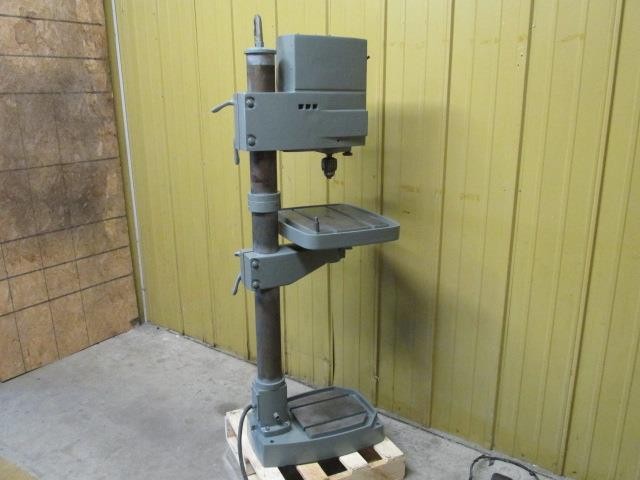 17" DoAll DG17 Variable Speed Geared Head Drill Press Auto Power Feed
