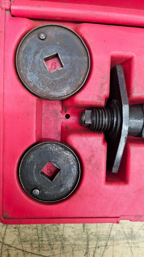 BLUE-POINT UNIVERSAL BRAKE CALIPER TOOL YA8610