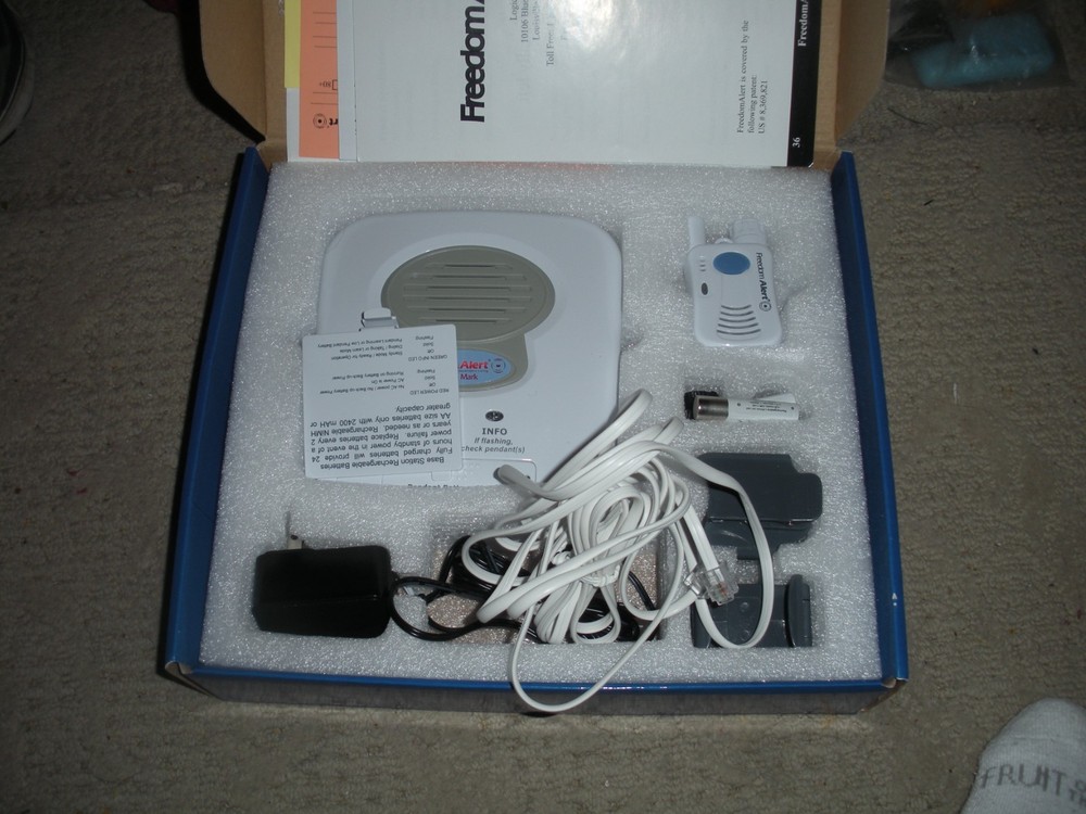 Freedom Alert Fall Emergency System Model #35511 By LogicMark TESTED