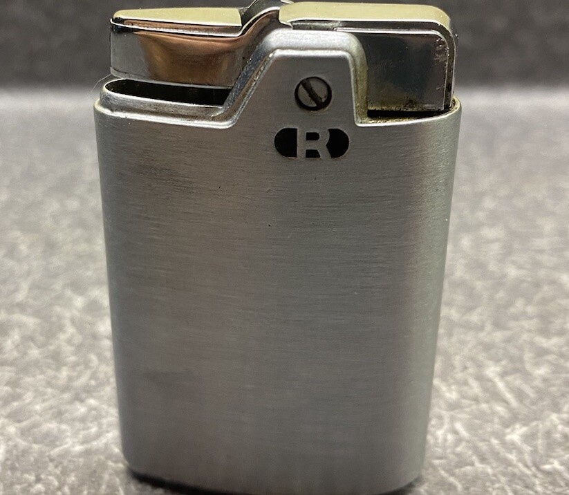 Vintage Ronson Capri Lighter