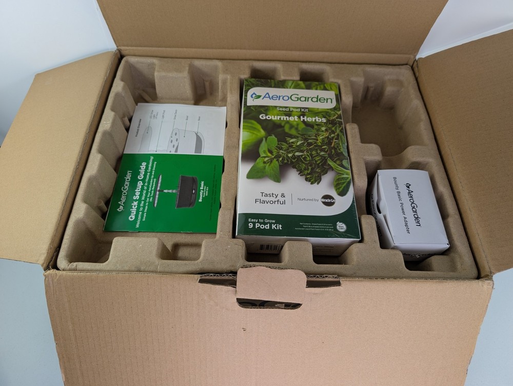 AeroGarden Bounty Basic Indoor Garden Open Box Complete 100911-BLK