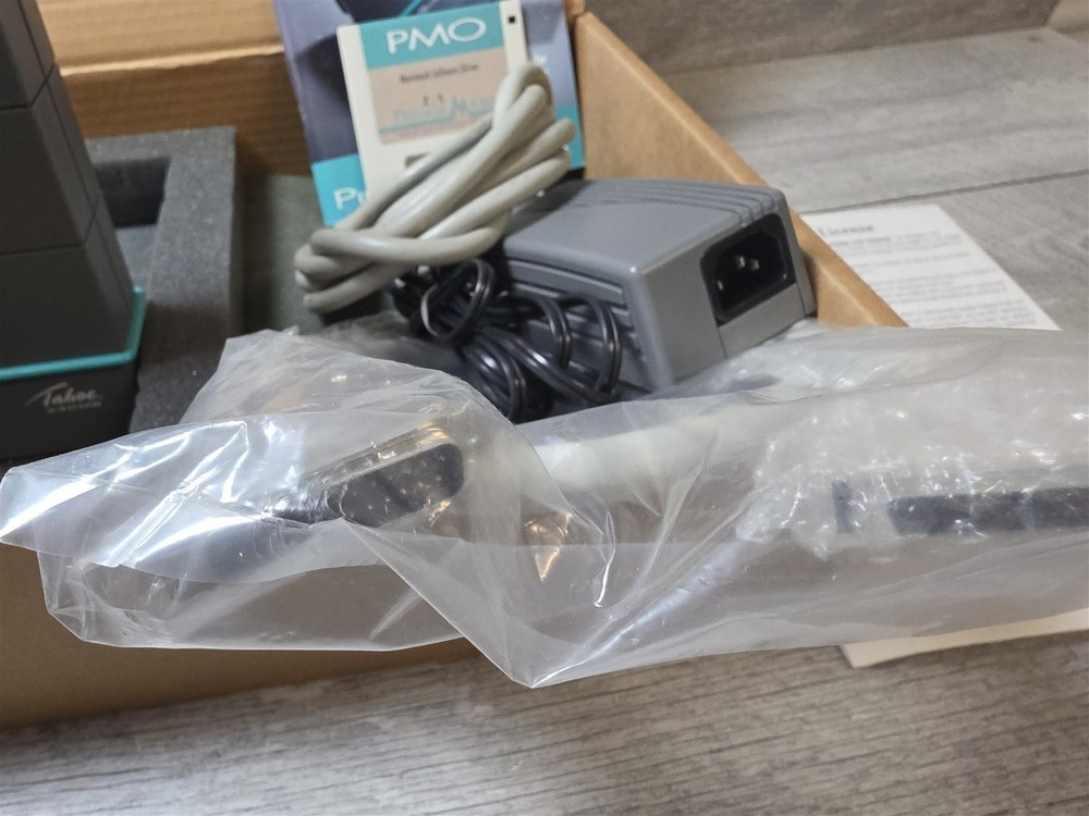 Pinnacle Micro Tahoe-230 Optical Drive - Untested