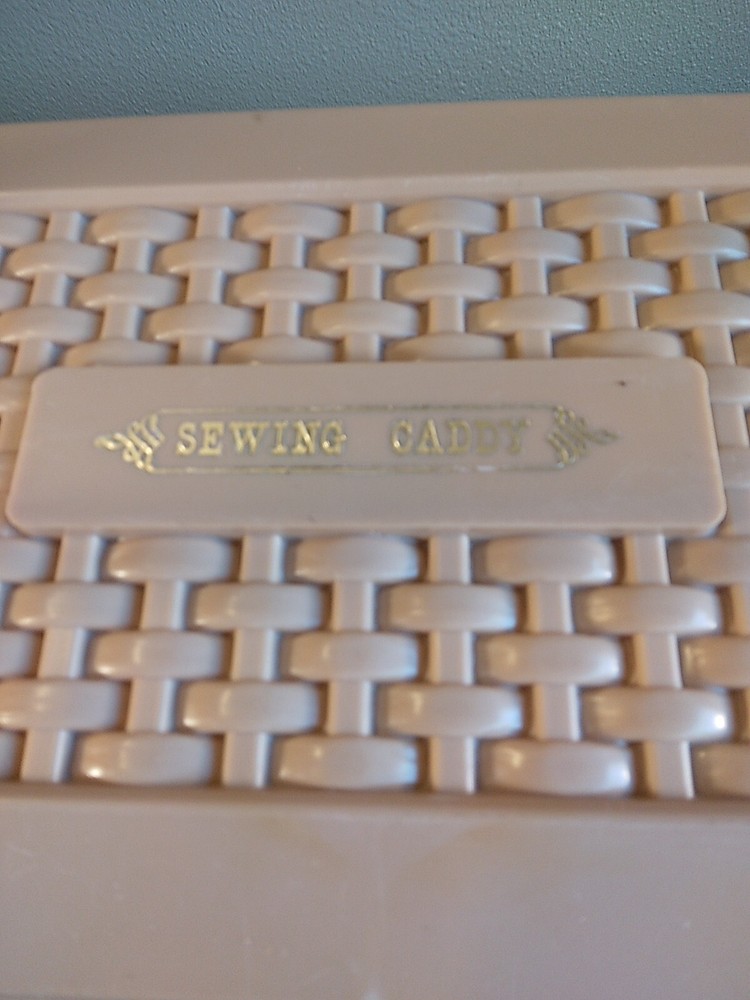 Vintage Plastic Sewing Caddy-Handle & Magnetic Needle Holder Loaded W/Accessory