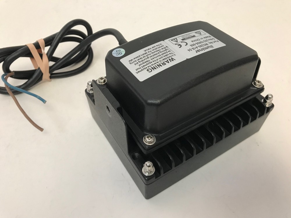 ILUMINAR IRC200-A15-24 IRC200 SERIES MEDIUM-RANGE IR ILLUMINATOR BLACK