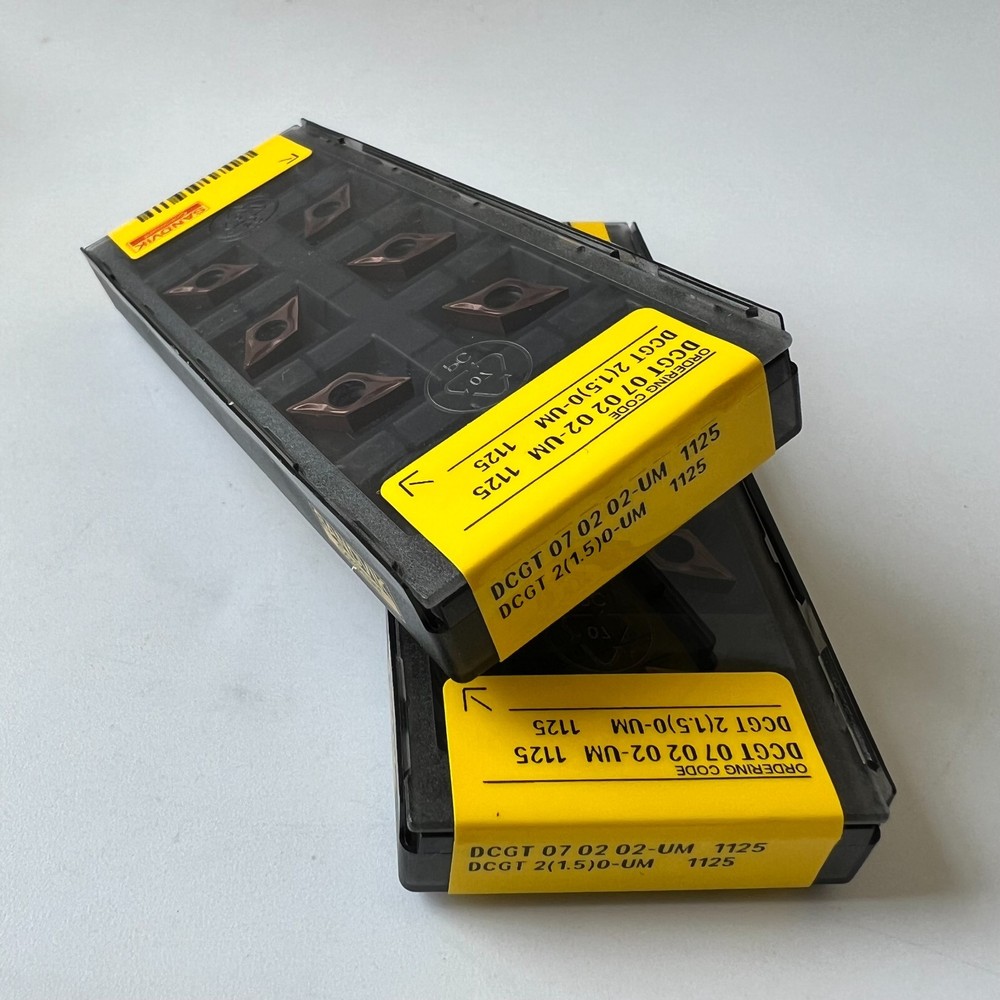 10Pcs/BOX Sandvik DCGT070202-UM 1125
