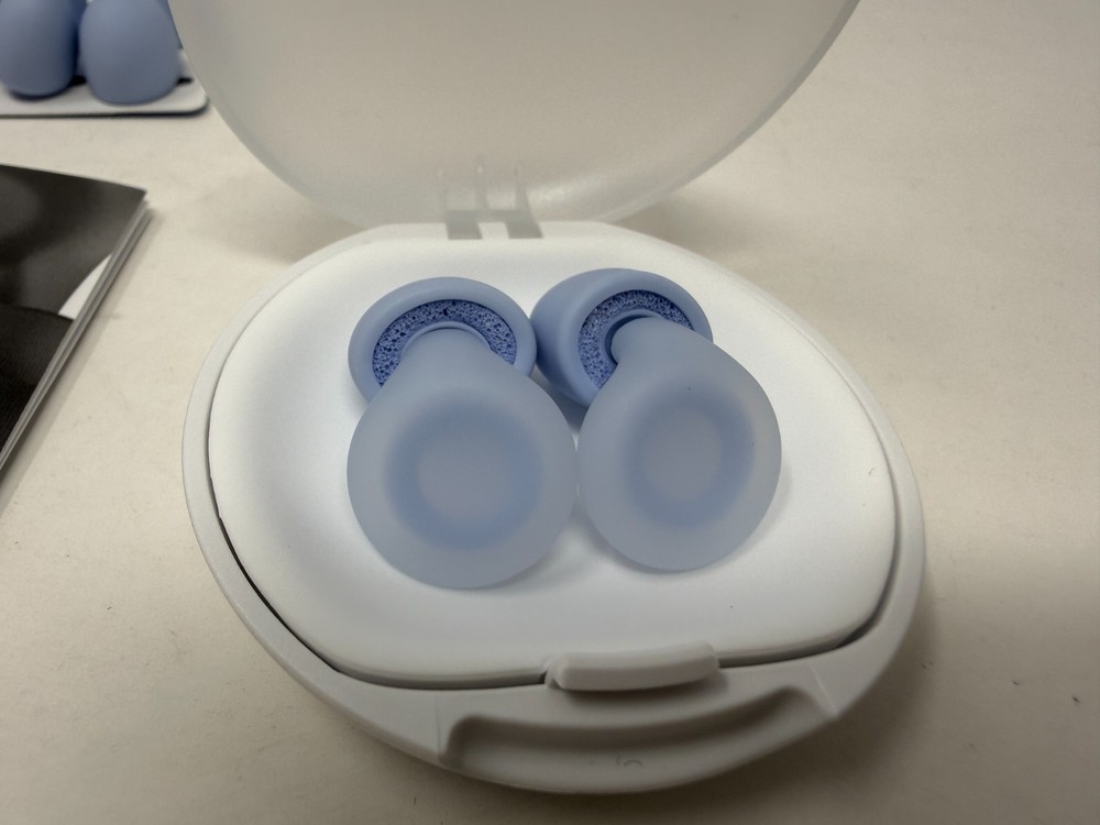 Loop Dream BLUE Silicone/Memory Foam Tips Sleeping Comfortable