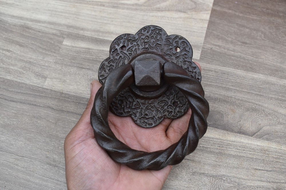 Vintage Cast Iron knocker chest door ring Pull drop handle knobs 2 pic