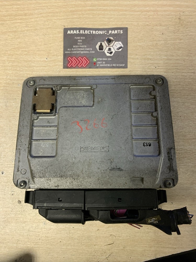 VW POLO Engine Control Unit ECU 03E906033F