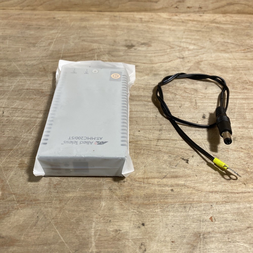 Allied Telesis MMC200/ST Transceiver/Media Converter
