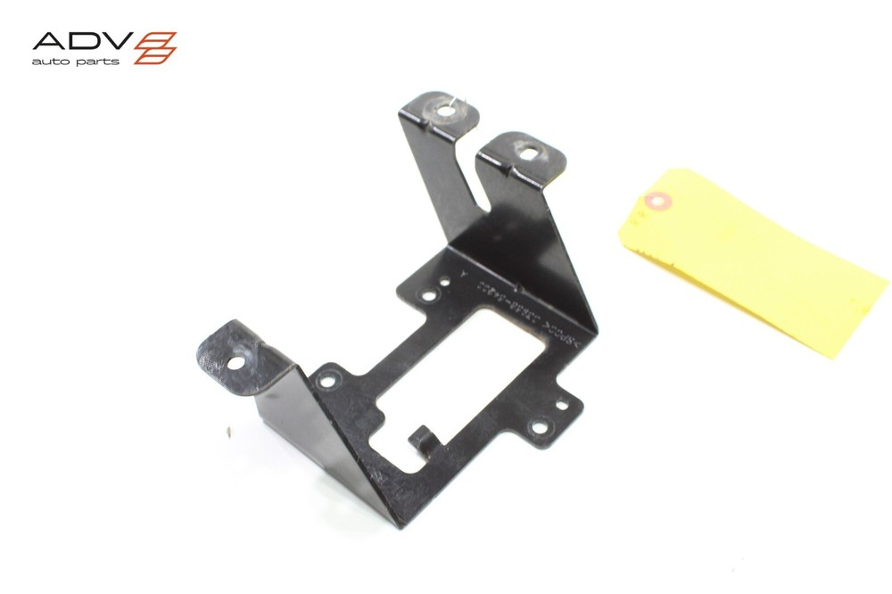 2016 - 2018 HYUNDAI TUCSON REAR RIGHT BLIND SPOT RADAR SENSOR MODULE BRACKET OEM