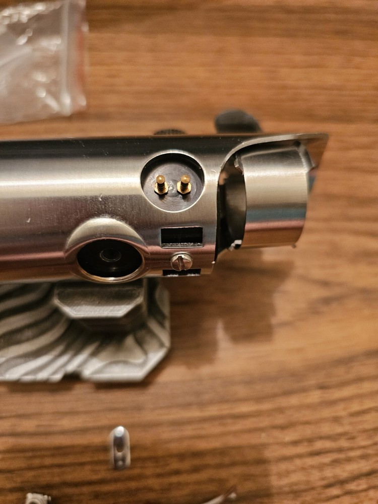 Skywalker Lightsaber Empty With Chassis