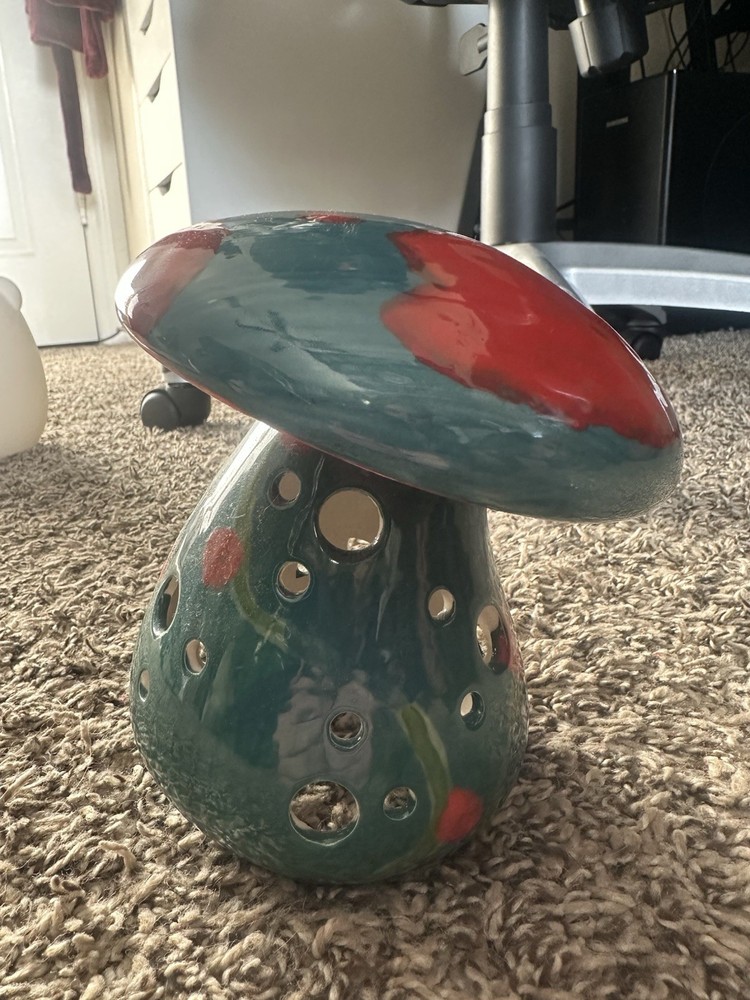 clay mushroom