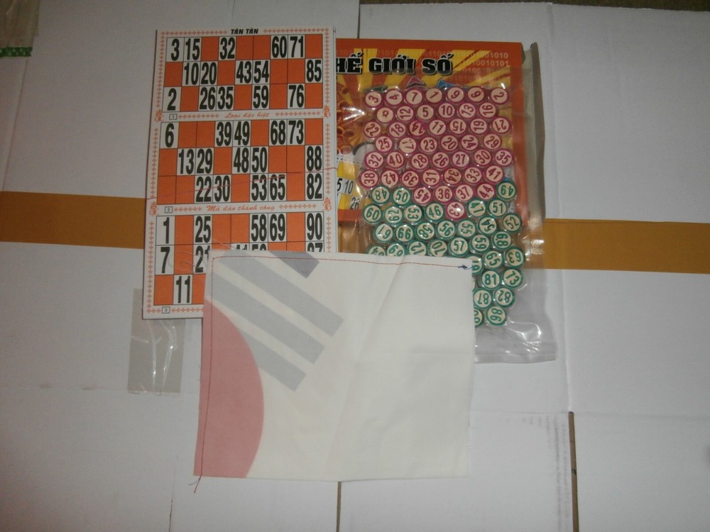 Vietnamese bingo game (cờ lô tô)