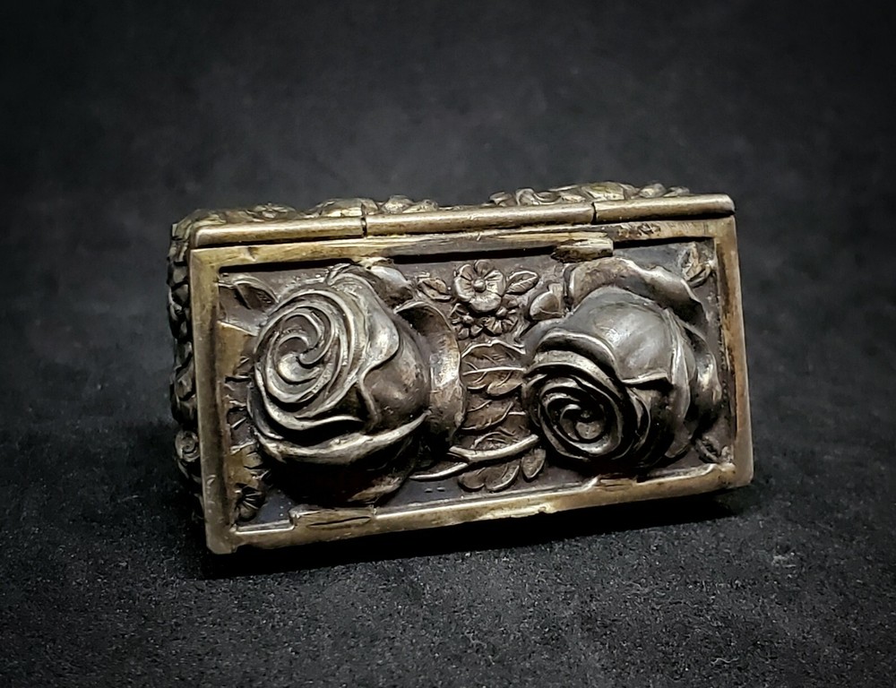 Vintage Sterling Silver Repousse Roses Pillbox