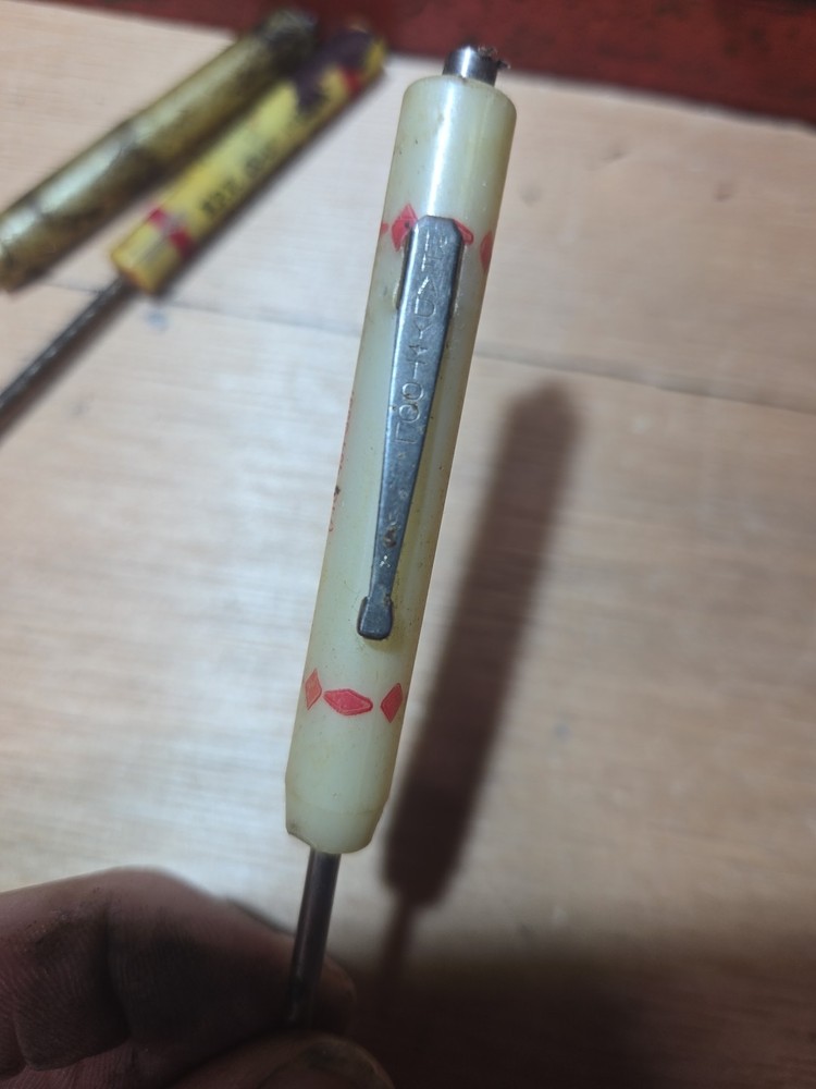 3 PC Vintage Advertisement Screwdriver Set Readytool