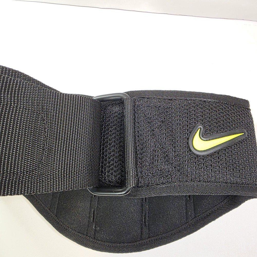 Nike Structured Weight Lifting Training Belt 2.0, Black/Volt Size Medium