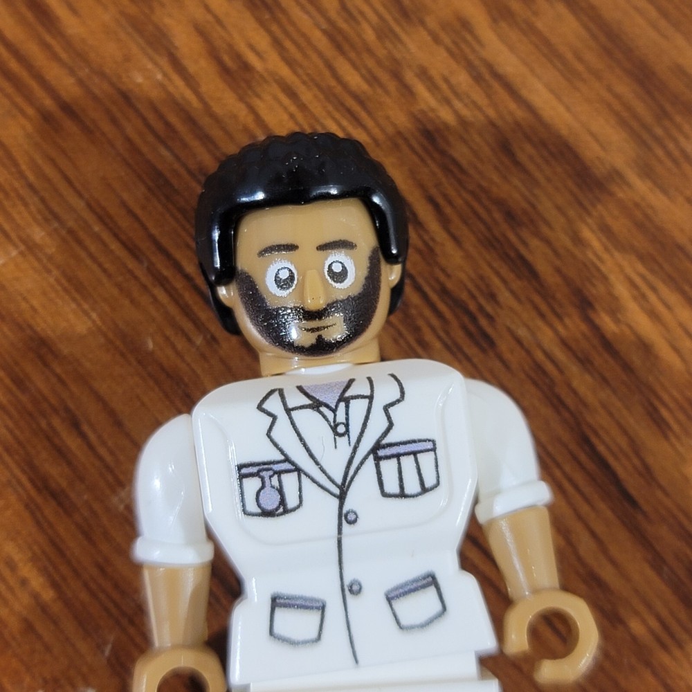 Building Block Man Figure With Beard
