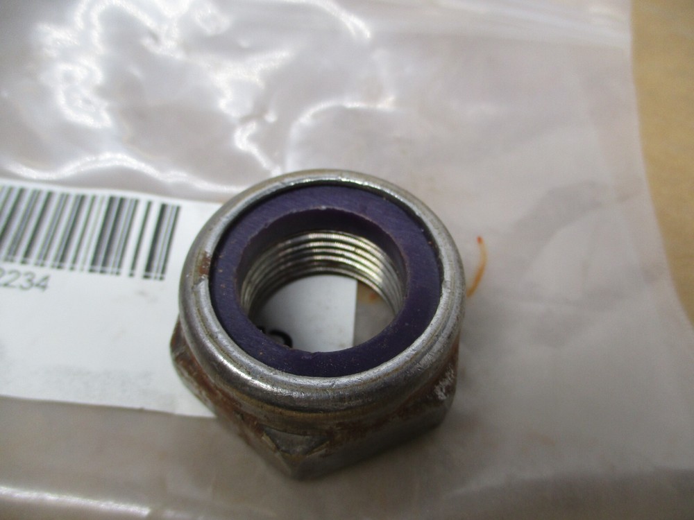D556N Nut