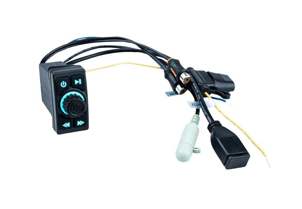 Memphis SBT2 Compact Bluetooth Streamer with Rocker Switch