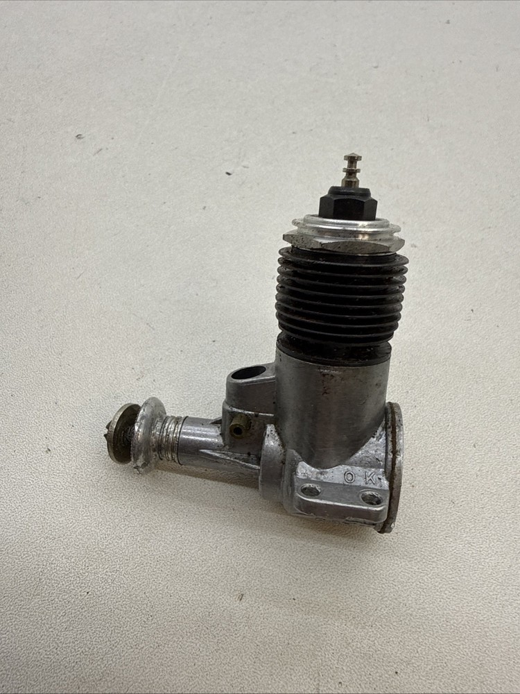 Vintage OK Cub 0.99 Control Line Model Engine M13