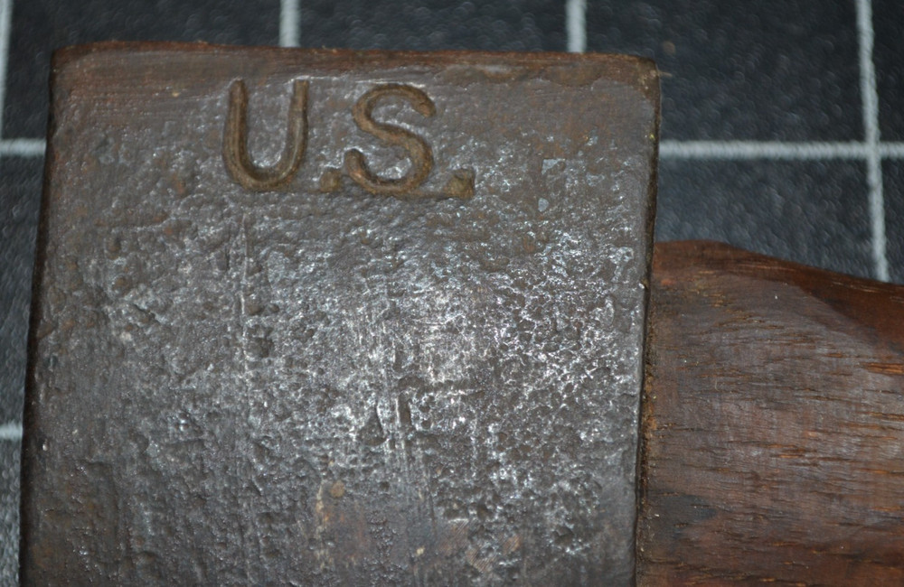 U. S. ARMY - WWII - CAMP HATCHET - ALL ORIGINAL