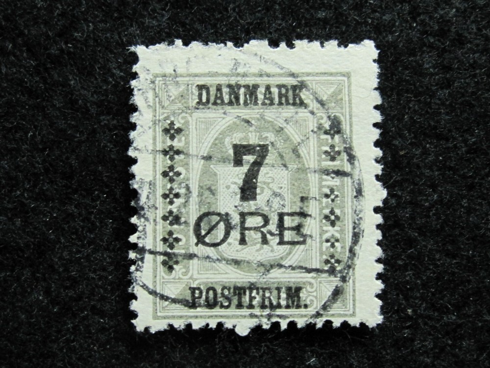DENMARK - SCOTT# 186 - USED - CAT VAL $32.50