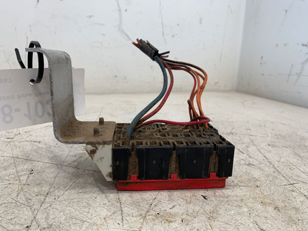 2009 GMC W4500 Fuse Panel (628-10318)