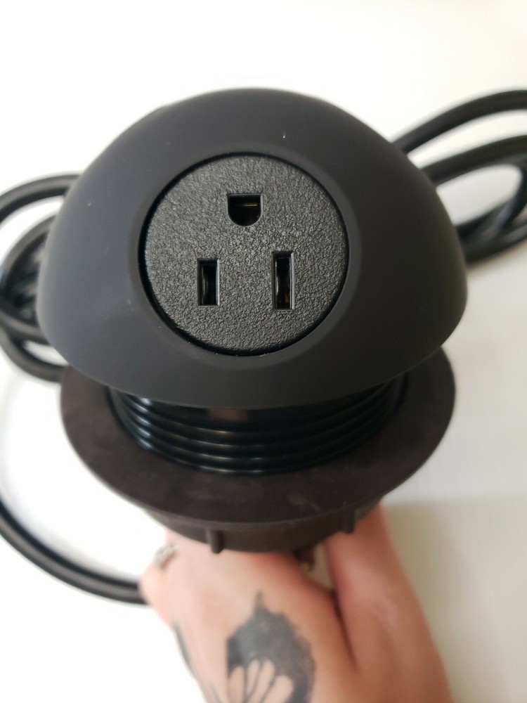 Hemisphere Power & USB Charging Desk Groment (BYRNE)