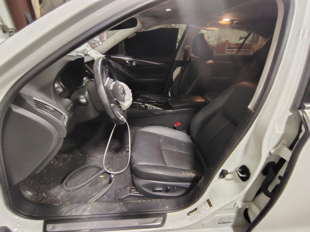 Q50 2018 Headrest 1488733