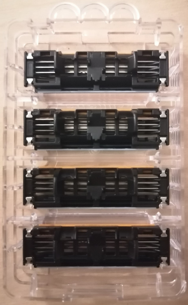 48 GILLETTE SENSOR 3 RAZOR REFILL CARTRIDGES NEW GENUINE!