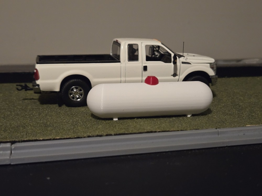 1/50 Scale 500 Gallon Propane Storage Tank
