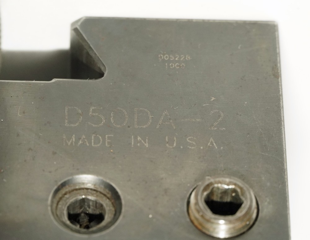 Dorian D50DA-2 Toolholder – Turning, Boring Facing Lathe Tooling 1¼–1½ Capacity