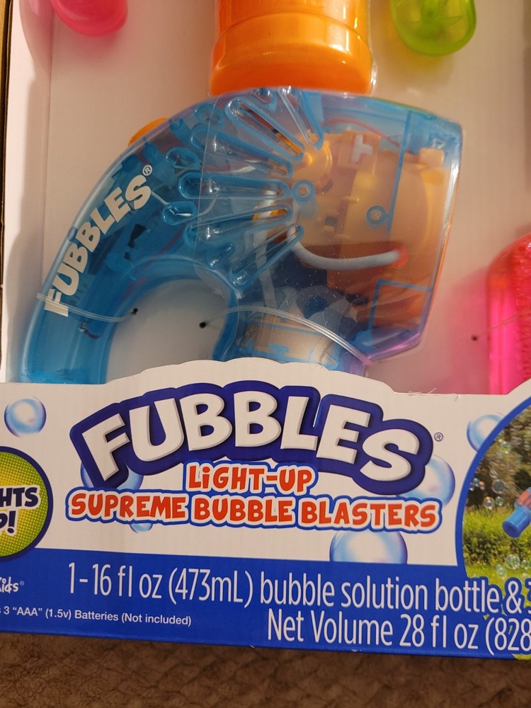 NEW Fubbles Light Up Supreme Bubble Blasters (3) + Bubbles!