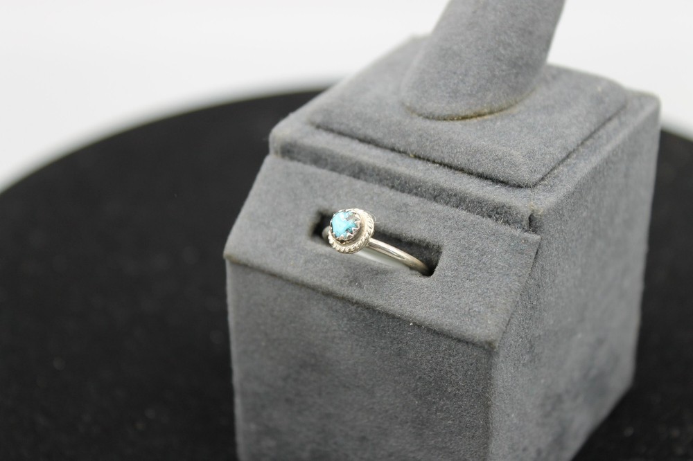Kingman Turquoise Chip and Sterling Silver Ring