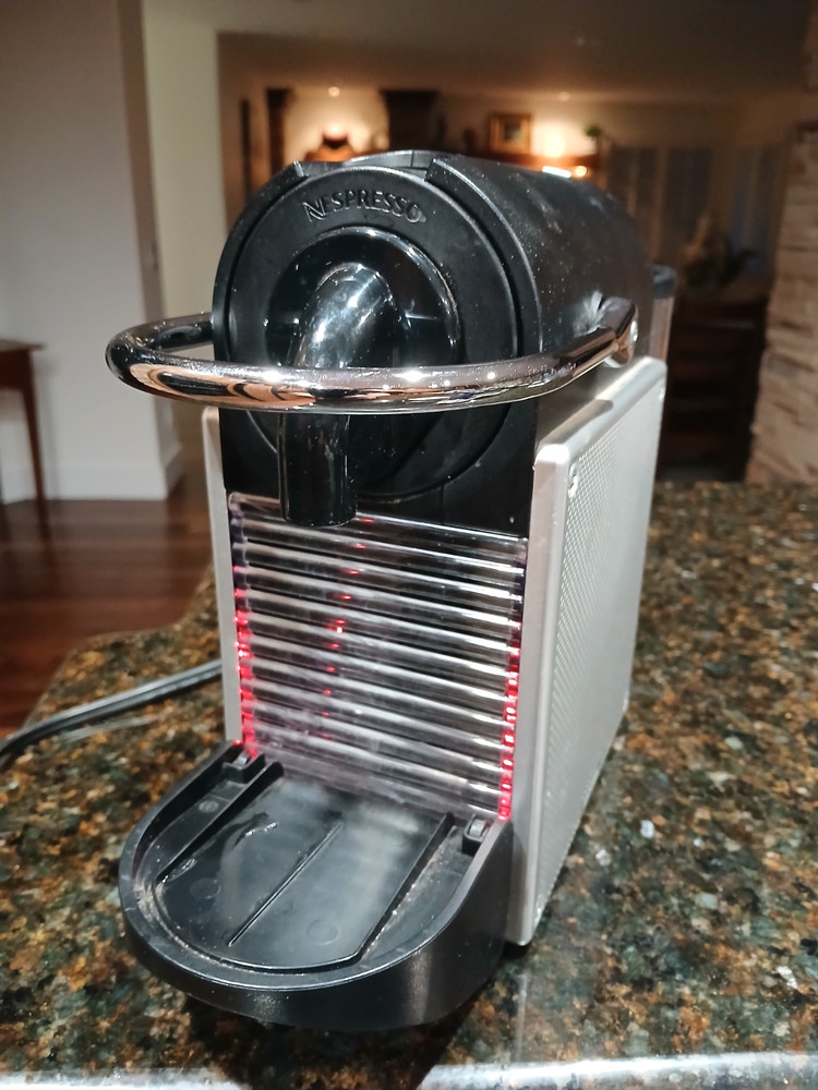 Nespresso Type D60 (Pixie) Coffee Espresso Machine Maker Brushed Aluminum