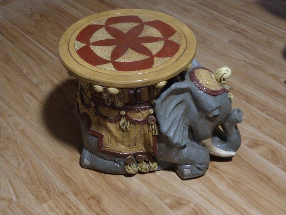 Vintage Circus Elephant End Table Continental Studios CARSUKE Chalkware Ceramic