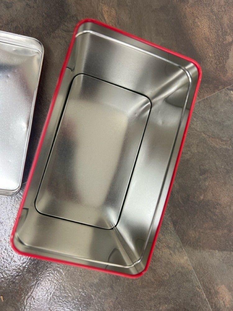 WILLIAMS-SONOMA PEPPERMINT SNAPS TIN CAN (WBP003972)