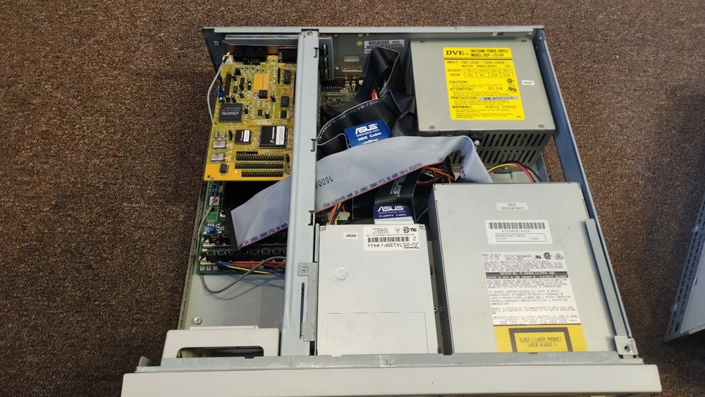 PACKARD BELL LEGEND 20CD VINTAGE COMPUTER READ DESCRIPTION